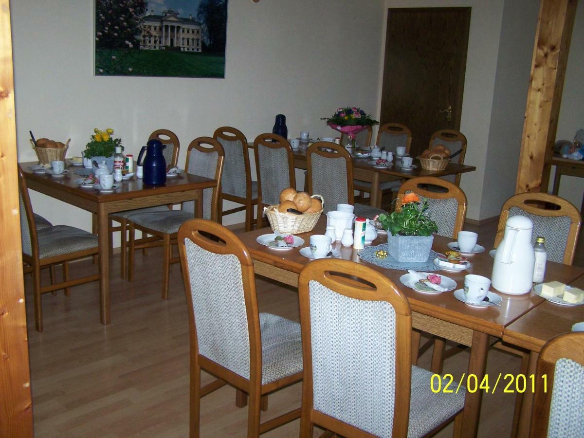 Pension Am Park Woerlitz Bagian luar foto